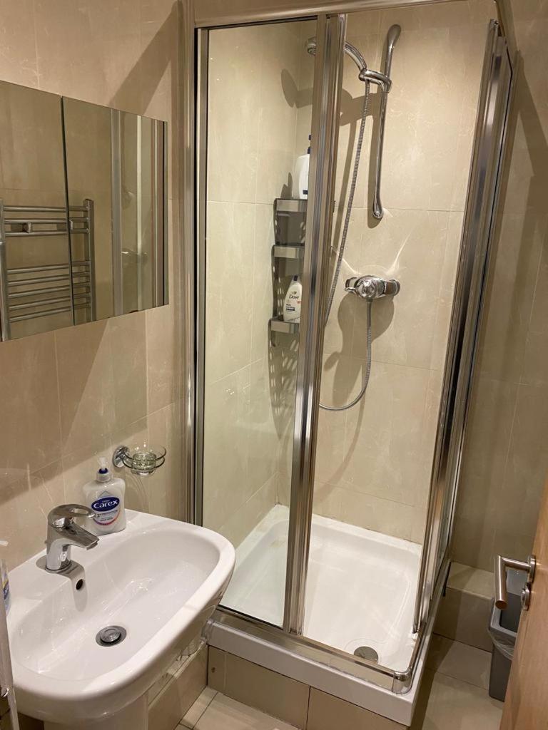 Cosy Private Rooms Near Euston Station, Central London Bagian luar foto